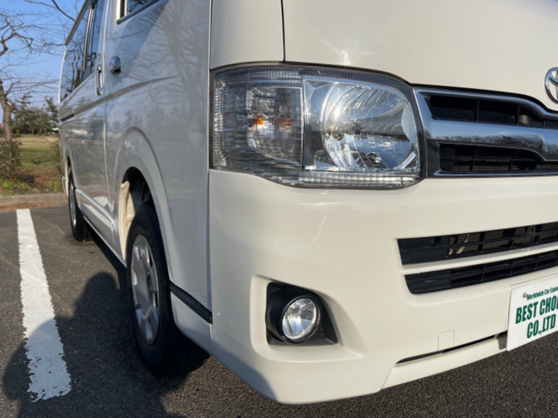 HIACE VAN-18