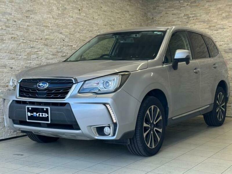 SUBARU　FORESTER