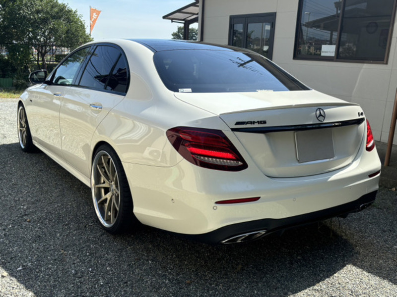 E-CLASS-10