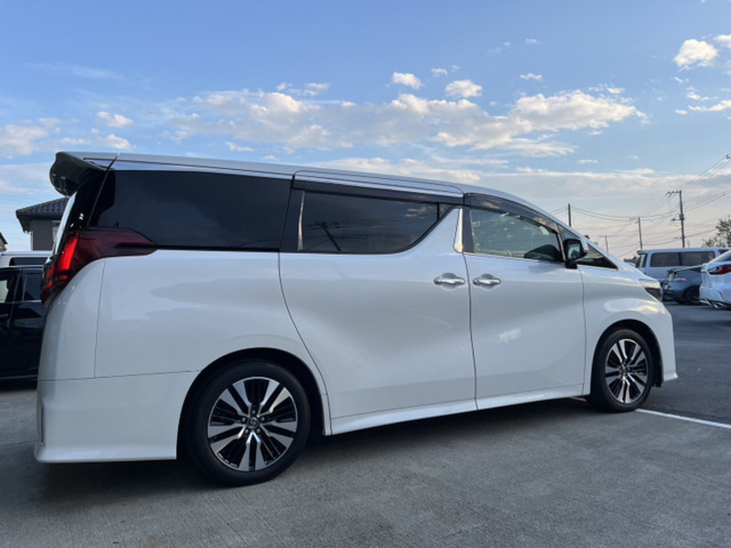 ALPHARD-12