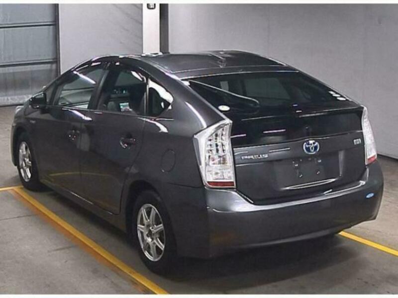 PRIUS-2