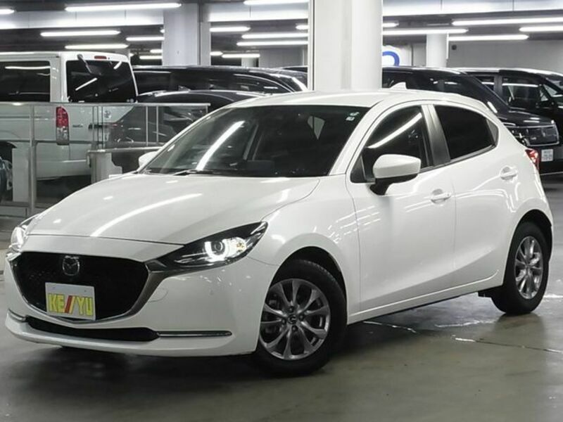 MAZDA　MAZDA2