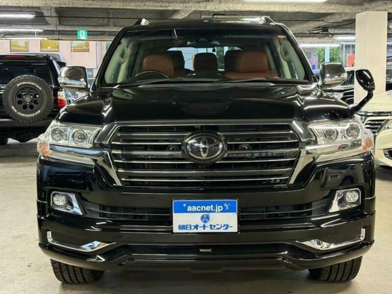 LAND CRUISER-1