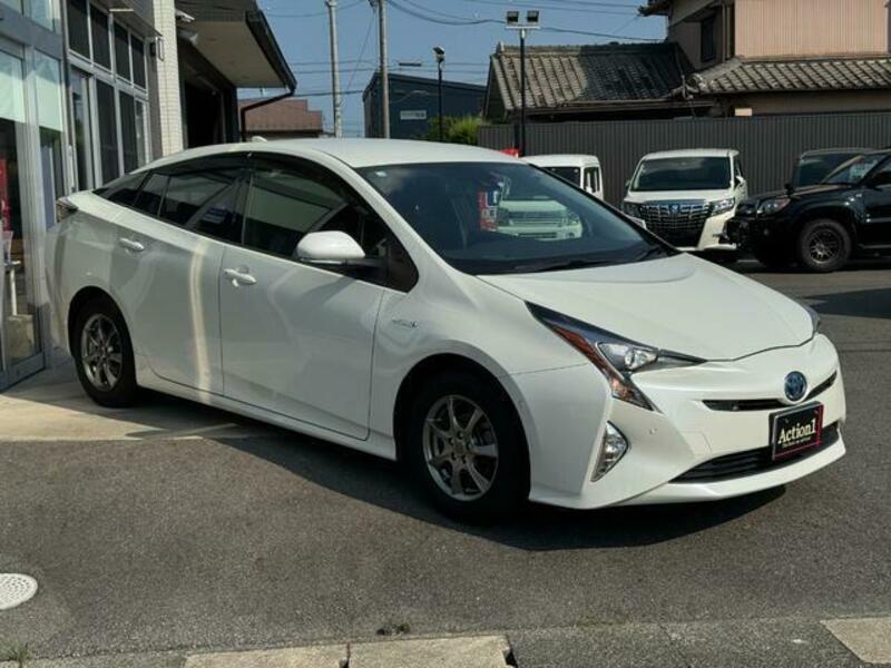 PRIUS-12