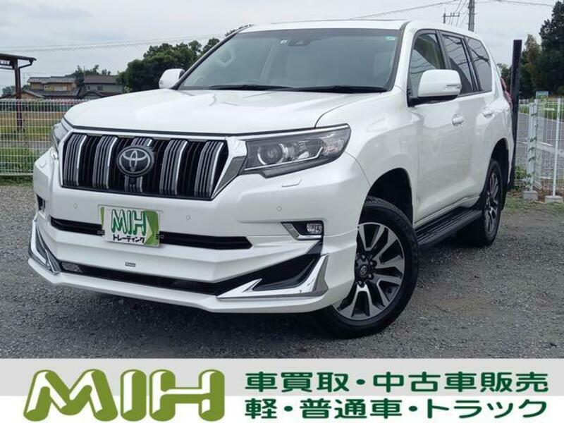 TOYOTA　LAND CRUISER PRADO