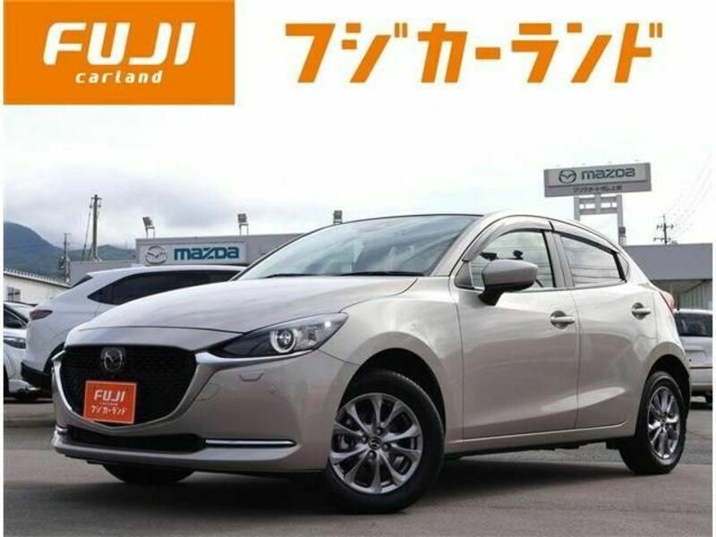 MAZDA　MAZDA2