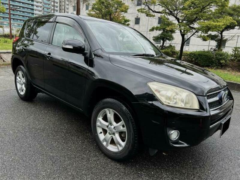 TOYOTA　RAV4