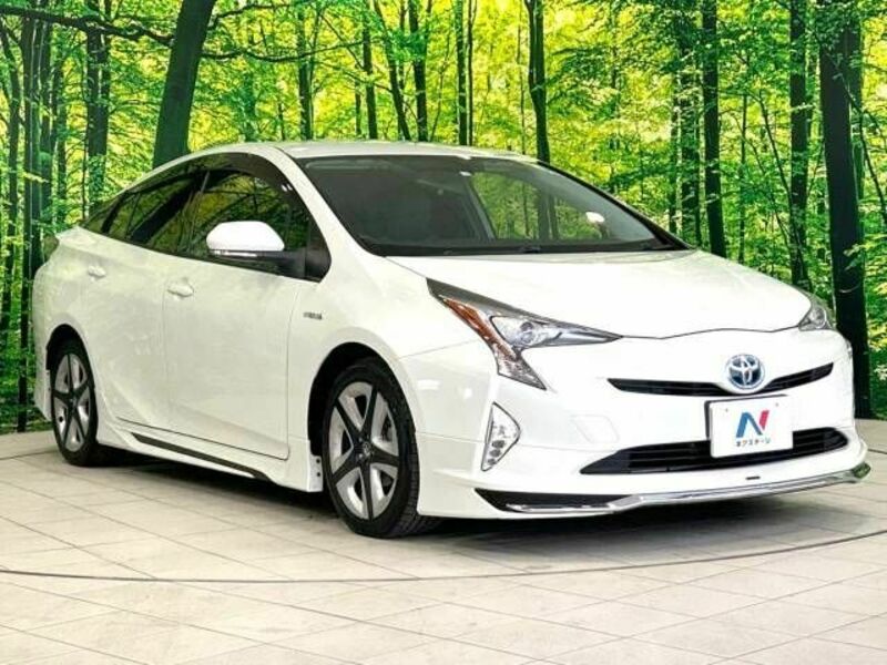 PRIUS-16