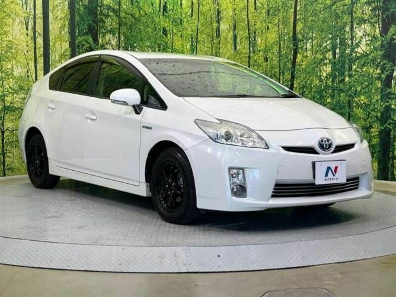 PRIUS-16