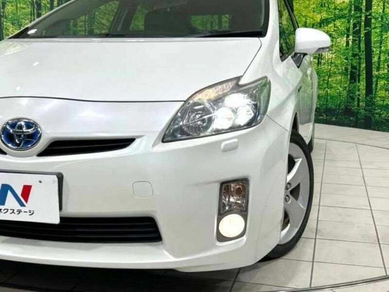 PRIUS-12