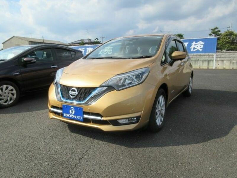 NISSAN　NOTE