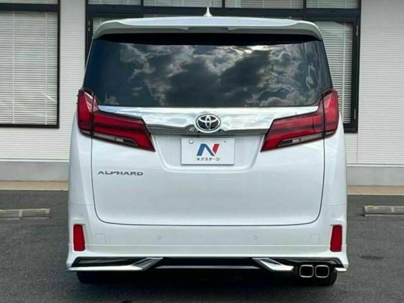 ALPHARD-17