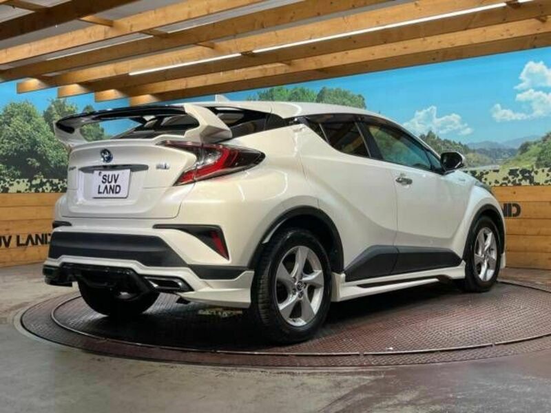 C-HR-17