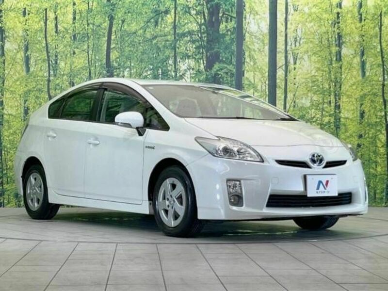 PRIUS-16