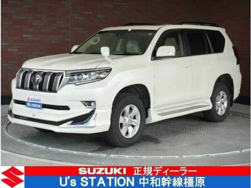 TOYOTA　LAND CRUISER PRADO