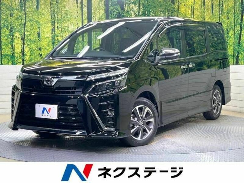 TOYOTA　VOXY