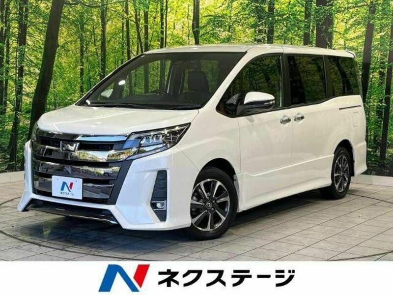 TOYOTA　NOAH