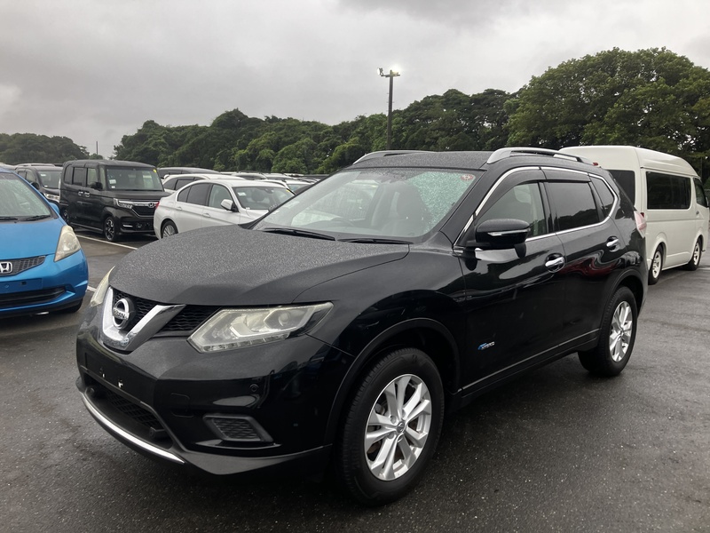 NISSAN　X-TRAIL