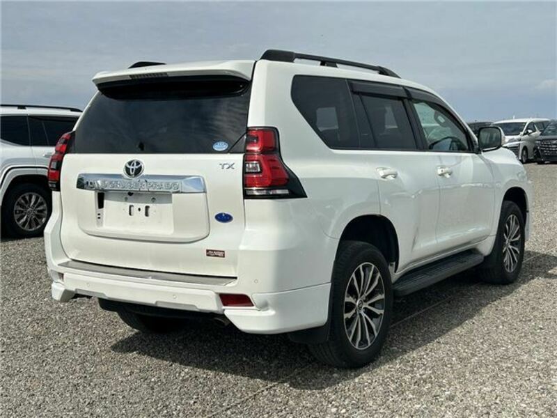 LAND CRUISER PRADO-1