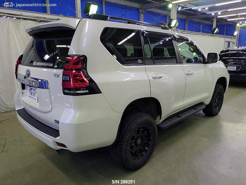 LAND CRUISER PRADO-2