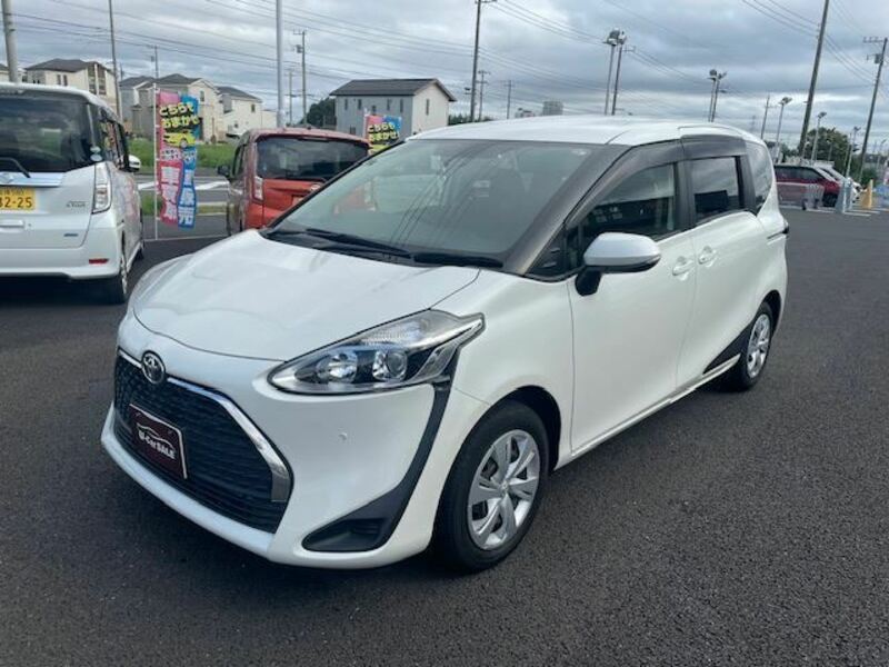 TOYOTA　SIENTA