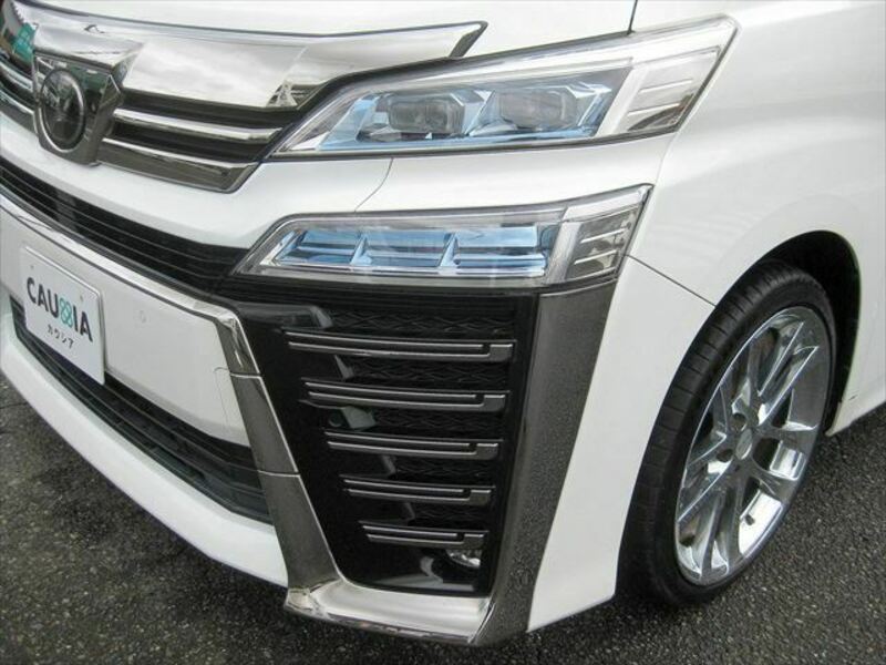 VELLFIRE-10