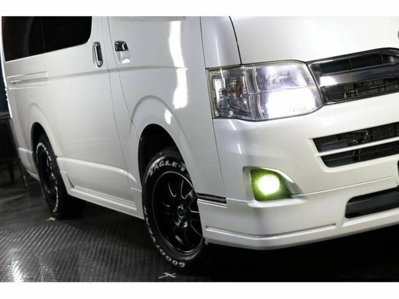 HIACE VAN-10