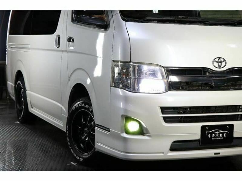 HIACE VAN-47