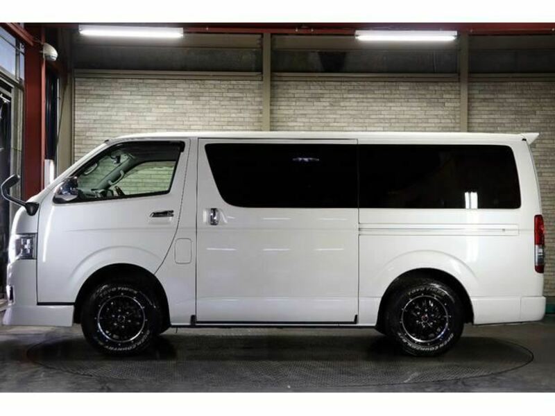 HIACE VAN-4