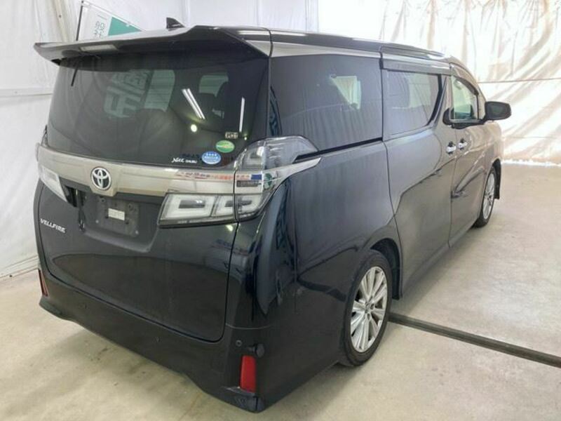 VELLFIRE-4