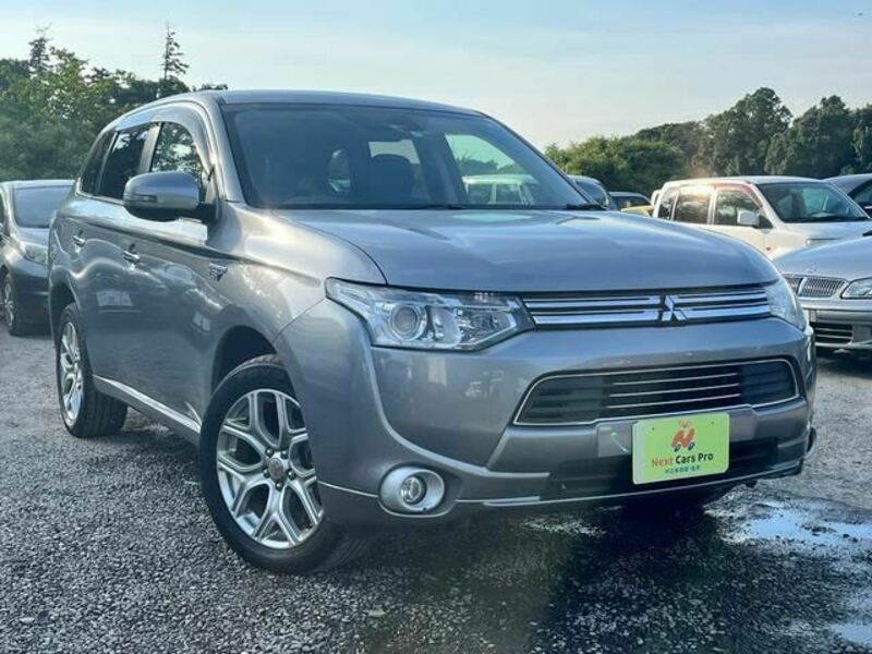 OUTLANDER PHEV-1