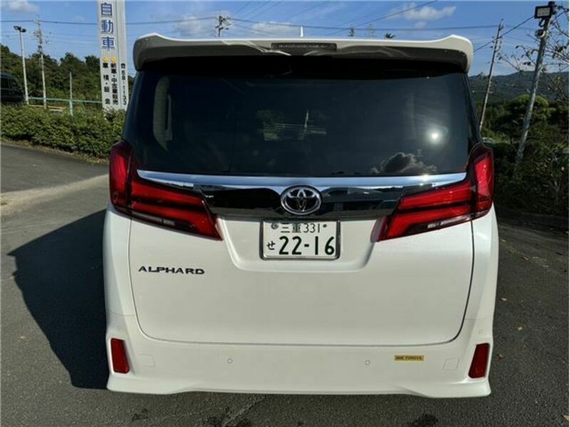 ALPHARD-8