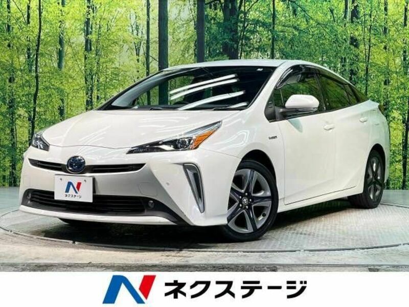 TOYOTA　PRIUS