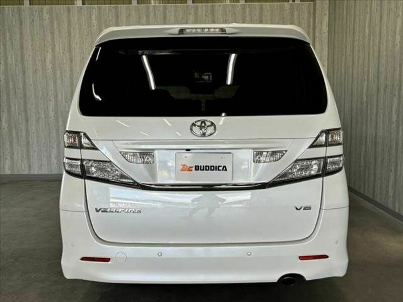 VELLFIRE-13