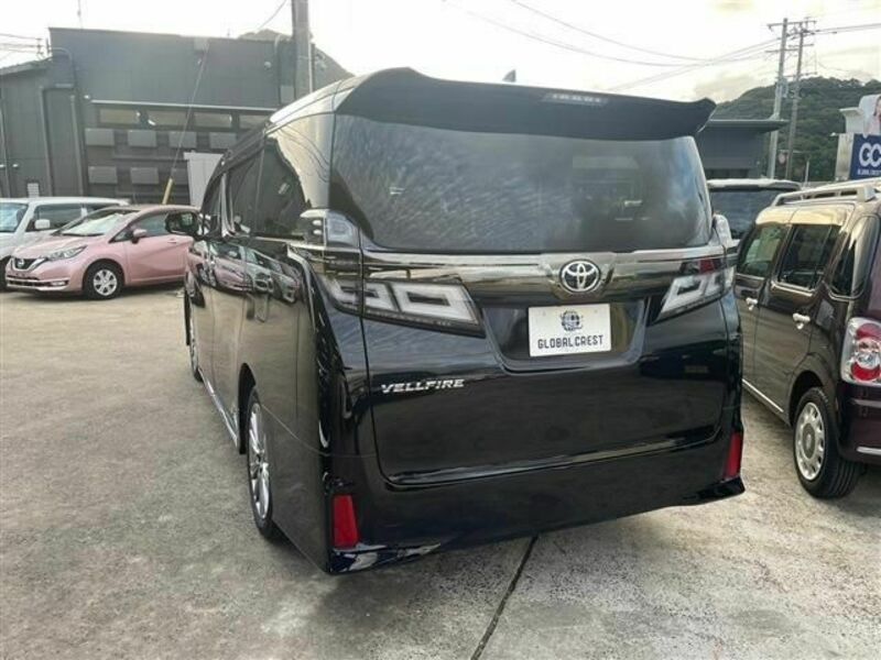 VELLFIRE-11