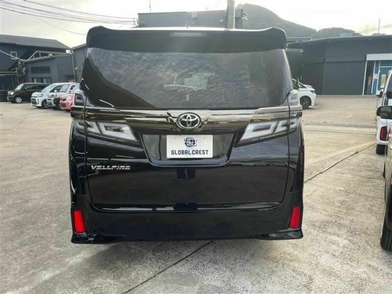 VELLFIRE-12