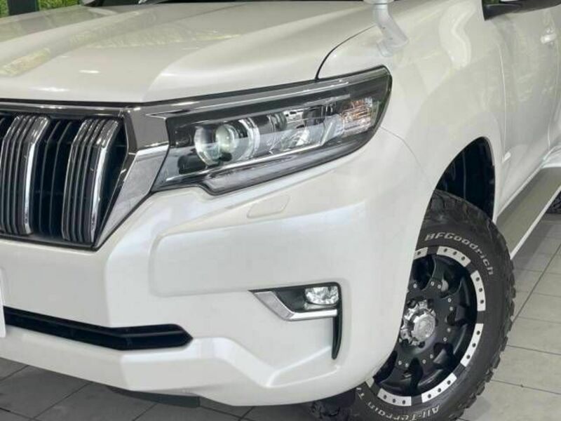 LAND CRUISER PRADO-12