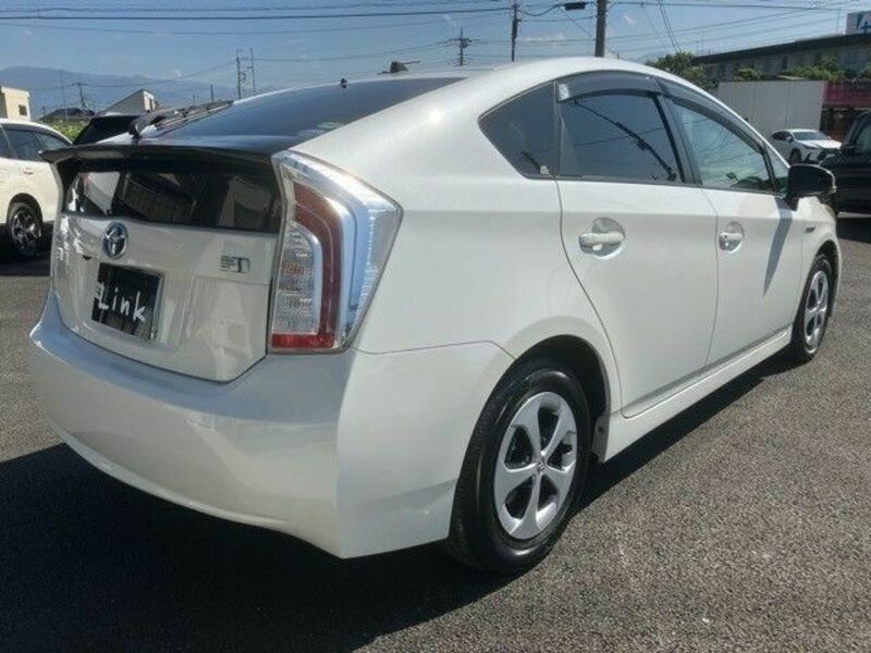 PRIUS-5