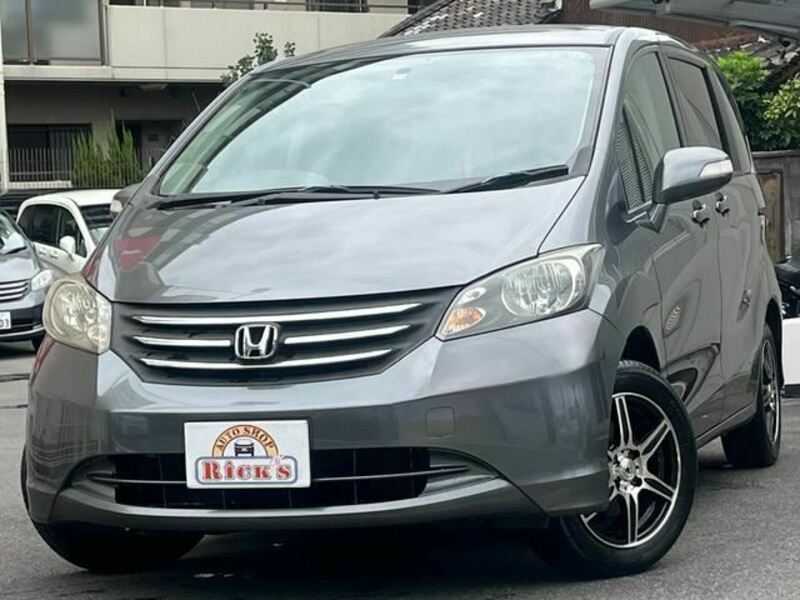 HONDA　FREED