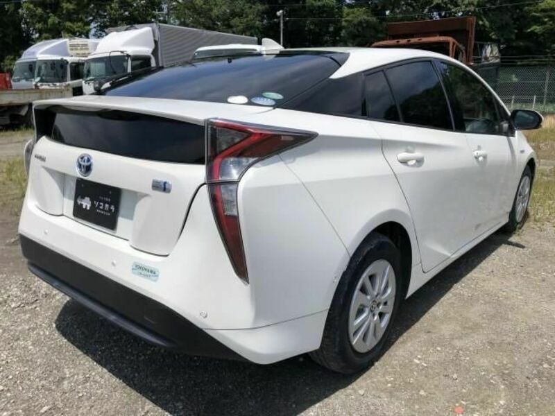 PRIUS-3