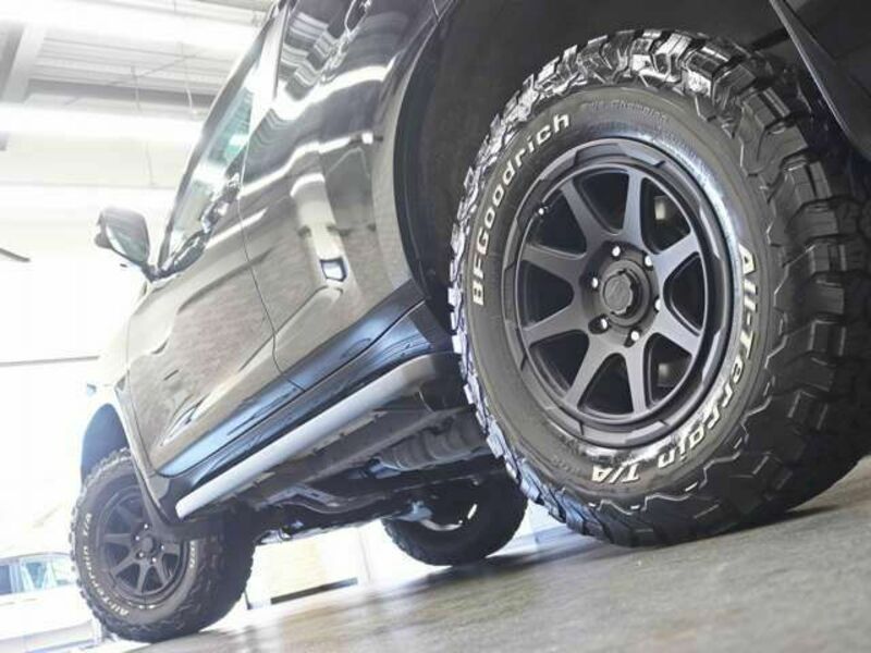 LAND CRUISER PRADO-15