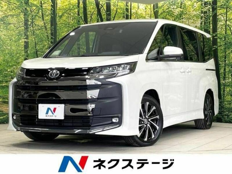 TOYOTA　NOAH