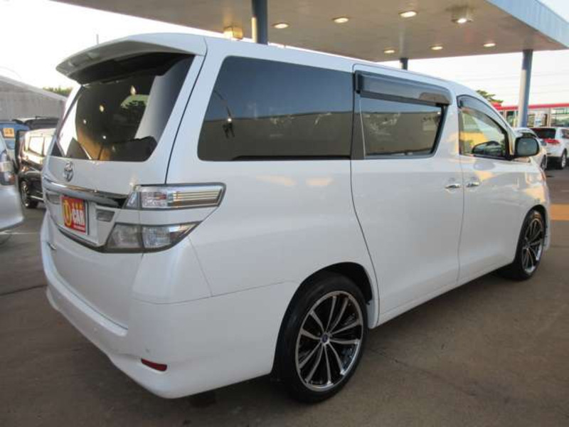 VELLFIRE-8