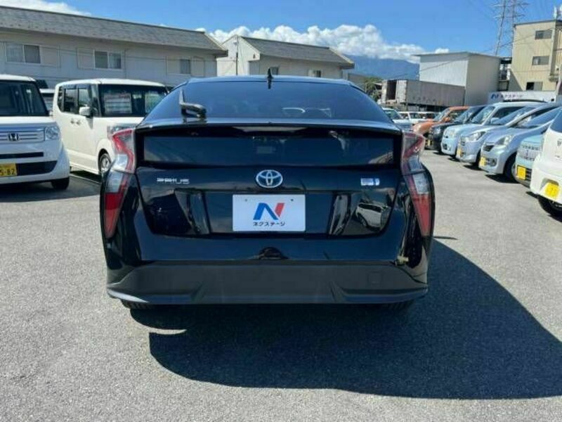 PRIUS-15