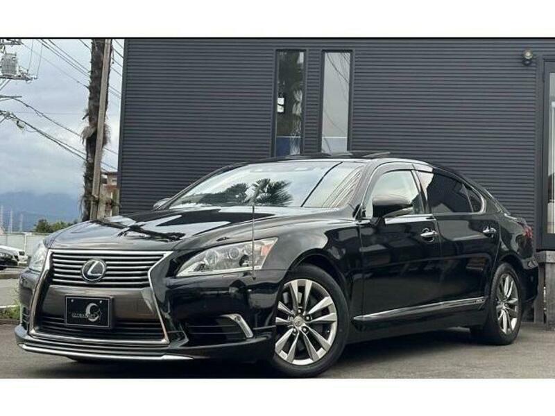 LEXUS　LS