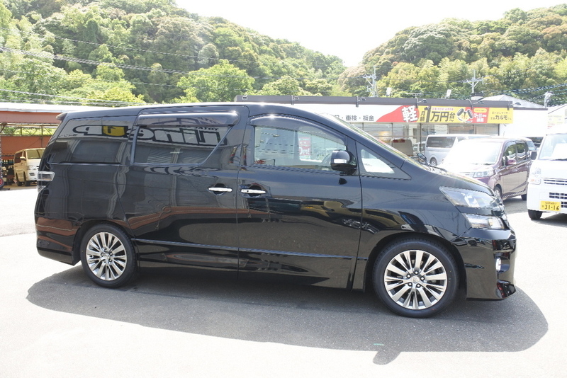 VELLFIRE-4