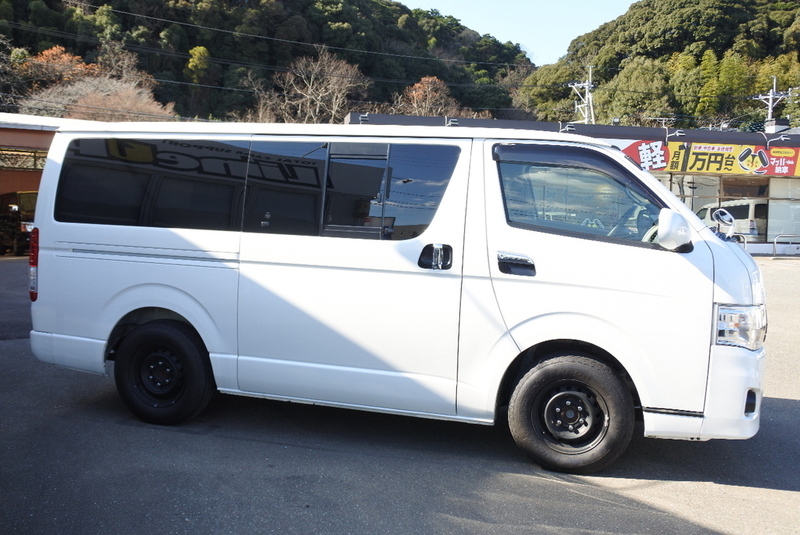 HIACE VAN-4