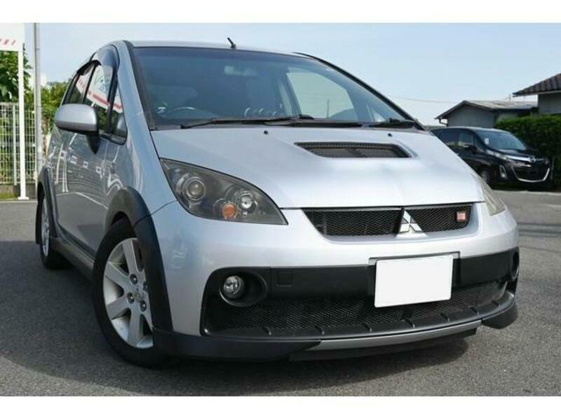 MITSUBISHI　COLT