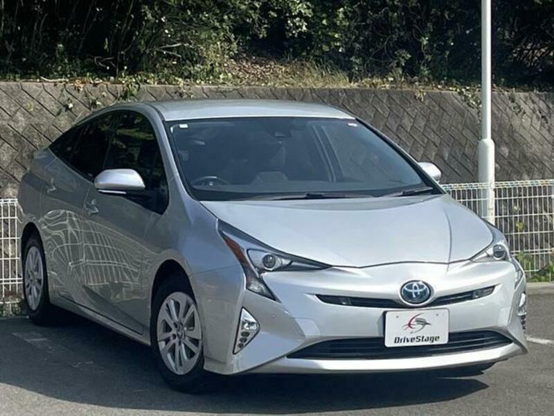 PRIUS-4