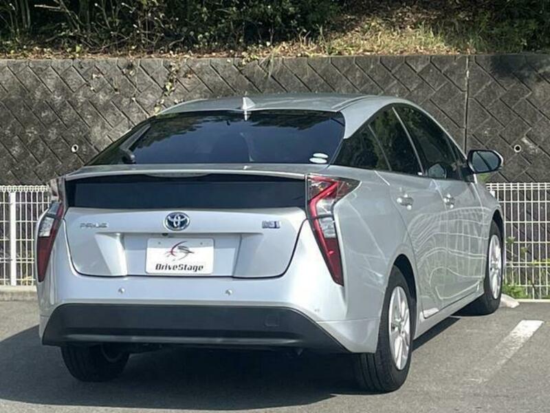 PRIUS-5